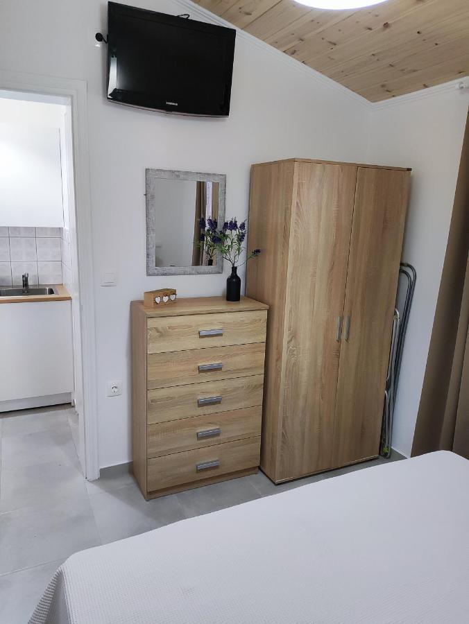 Kouverta Apartments Hermione Extérieur photo
