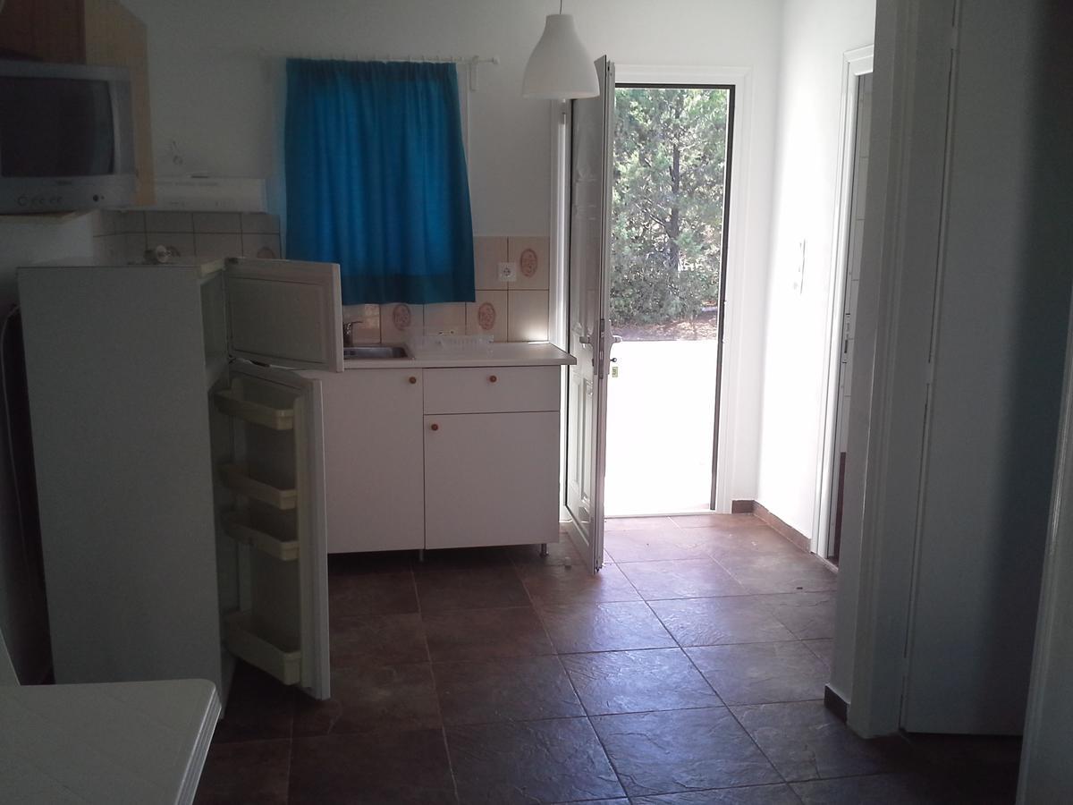 Kouverta Apartments Hermione Extérieur photo